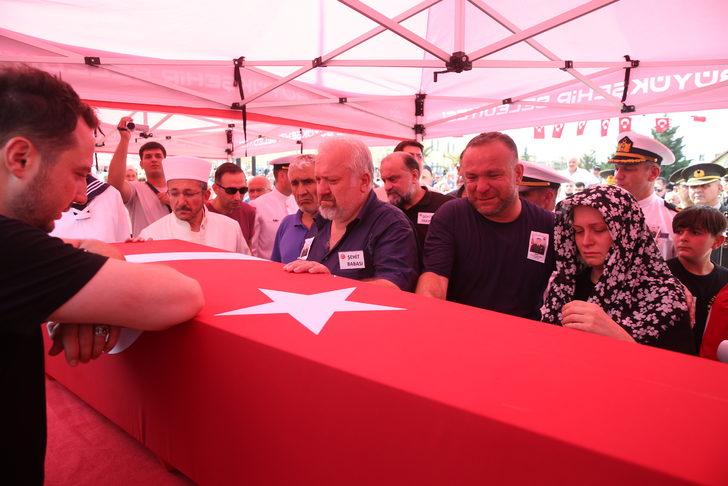 Şehit Piyade Uzman Çavuş Ömür Ertuğrul Sarı, Kocaeli'de son yolculuğuna uğurlandı G2