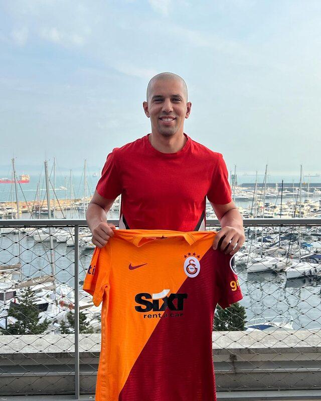 Galatasaray'ın yıldızı Feghouli'den o gazeteciye ağır cevap: 