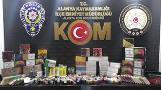 Antalya'da tütün mamulleri ve makaron kaçakçılığı operasyonu