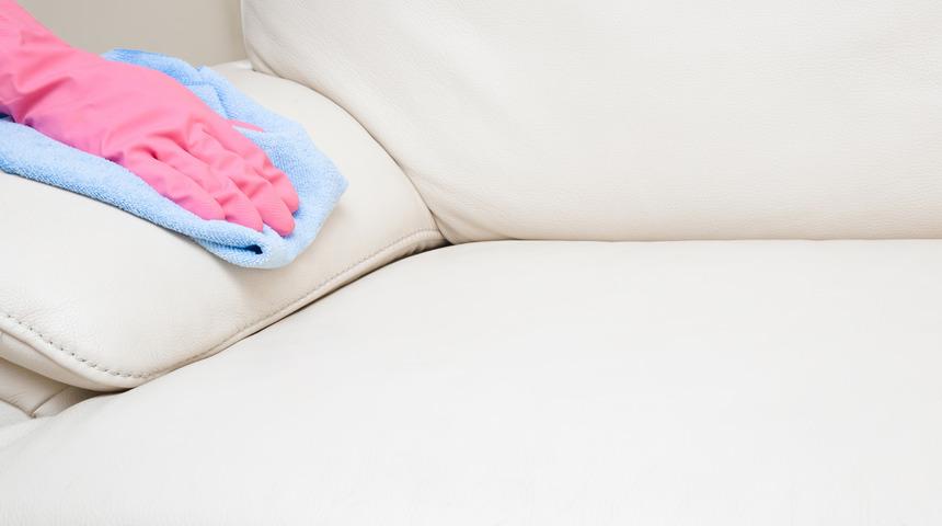 Bayram temizliği i&ccedil;in en etkili &ccedil;&ouml;z&uuml;m! Koltuklarınız tertemiz olacak