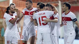 Beşiktaş'ın 1 senedir istediği yıldız oyuncuyu Galatasaray 1 saatte bitirdi! Transfer çalımları başladı...