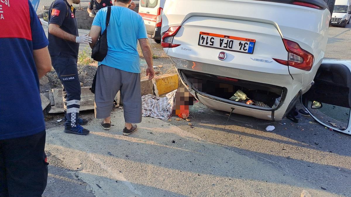 Zonguldak'ta otomobil devrildi, aynı aileden bir kişi &ouml;ld&uuml;, 4 kişi yaralandı