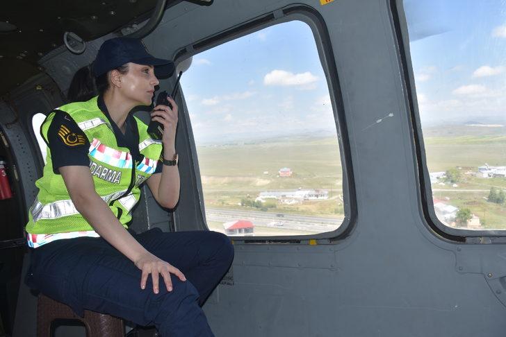 Kars'ta Kurban Bayramı trafiği helikopterle denetlendi G4