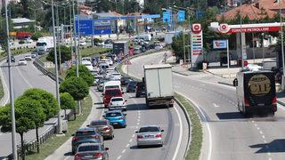 Ankara-Samsun kara yolunda trafik yoğunluğu yaşanıyor