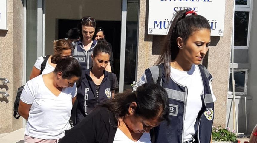 İzmir'deki dolandırıcılık operasyonunda 7 şüpheli tutuklandı