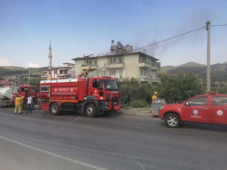 Muğla'da çıkan yangın iki evde hasara neden oldu G4