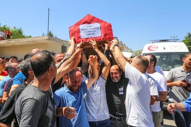 Şehit Piyade Uzman Çavuş Yıldırım, Kahramanmaraş'ta son yolculuğuna uğurlandı G1