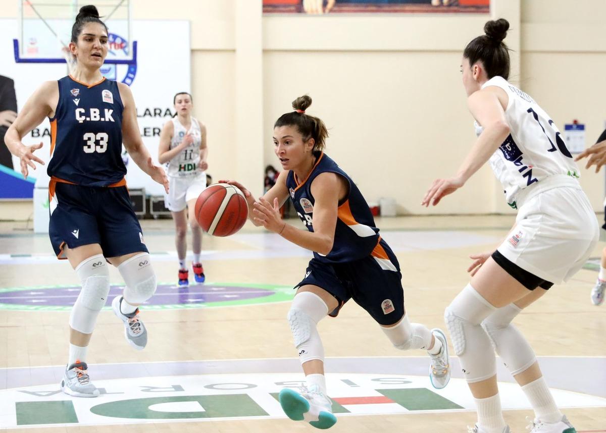 &Ccedil;BK Mersin Yenişehir Belediyesi, 3 oyuncuyla s&ouml;zleşme yeniledi