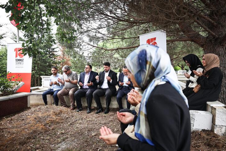 15 Temmuz şehidi Sağman Riva Mezarlığı'nda kabri başında anıldı G5