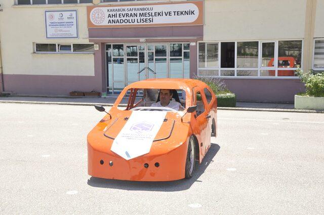 Karabük'te lise öğrencilerinin tasarladığı elektrikli araç TEKNOFEST'te yarışacak