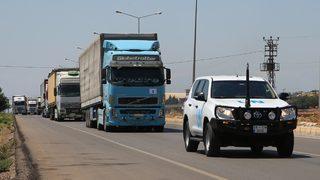 BM'den İdlib'e 44 tır insani yardım