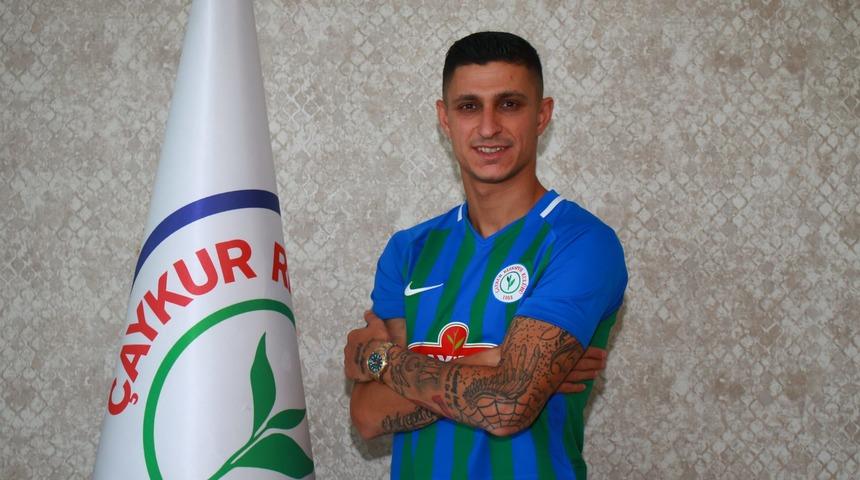 Çaykur Rizespor, orta saha oyuncusu Benhur Keser'i kadrosuna kattı