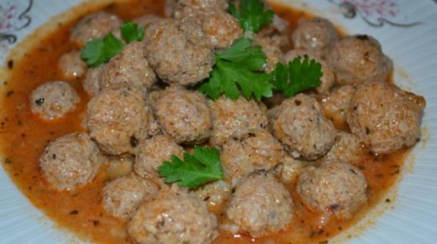 Bayramda misafirlere sunulabilecek en pratik irmikli sulu köfte tarifi! Bayrama özel irmikli sulu köfte nasıl yapılır? İşte yapılışı malzemeleri