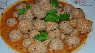 Bayramda misafirlere sunulabilecek en pratik irmikli sulu köfte tarifi! Bayrama özel irmikli sulu köfte nasıl yapılır? İşte yapılışı malzemeleri