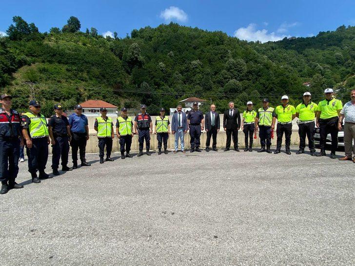 Zonguldak Valisi Tutulmaz'dan tatil yolundaki sürücülere uyarı: G4