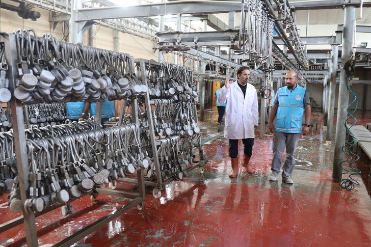 TDV, Van'da kesilecek 1500 kurbanın etini ihtiyaç sahiplerine ulaştıracak G2