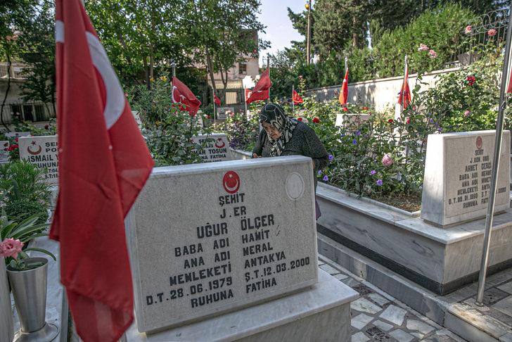 Adana, Mersin, Hatay ve Osmaniye'de arife gününde şehitlikler ziyaret edildi G3