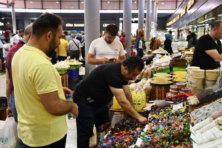 İç Anadolu'daki hayvan pazarlarında yoğunluk yaşanıyor G3