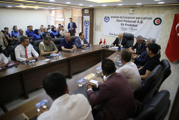Mardin Büyükşehir Belediyesi işçi maaşlarına 2 bin lira zam yaptı G2