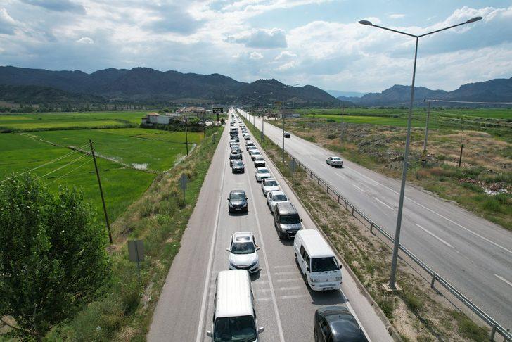Samsun-Ankara kara yolunda Kurban Bayramı tatili yoğunluğu G2