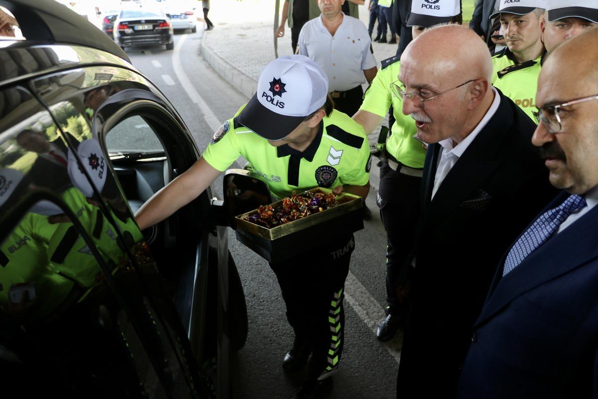 İ&ccedil;işleri Bakan Yardımcısı Erdil, Trabzon'da trafik uygulamasına katıldı