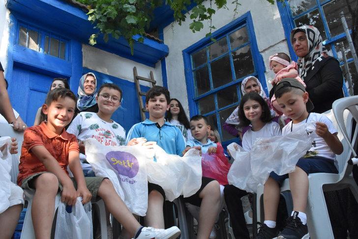 Bilecik'te 6 asırlık "şeker atma" geleneği yeniden yaşatıldı G1