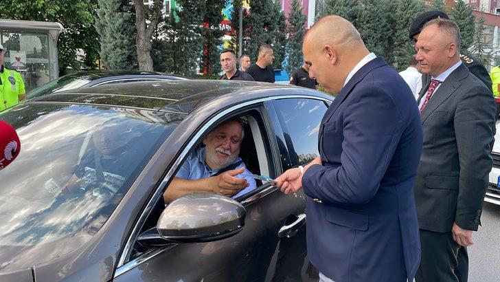 Niğde Valisi Mustafa Koç, bayram öncesi trafik denetimine katıldı G2