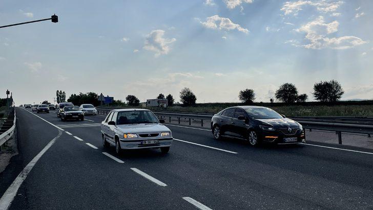 İstanbul'u Karadeniz illerine bağlayan D-100 kara yolunda bayram yoğunluğu sürüyor G5