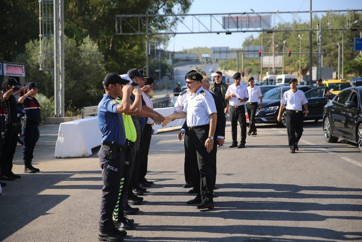 Jandarma Genel Komutan Yardımcısı Çitil, Muğla'da trafik denetimlerine katıldı G1