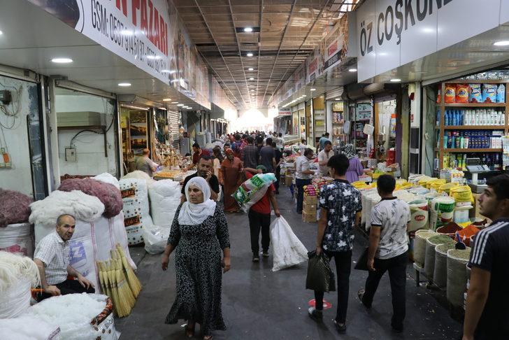 Batman'da çarşıda bayram hareketliliği G1