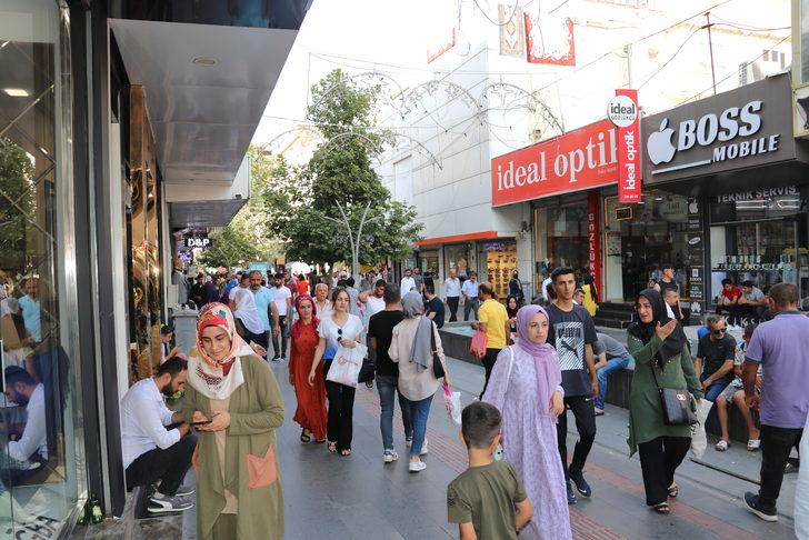 Batman'da çarşıda bayram hareketliliği G4