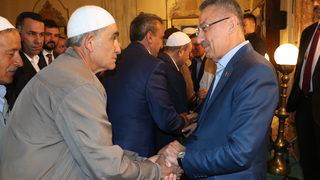 Cumhurbaşkanı Yardımcısı Fuat Oktay, bayram namazını Yozgat'ta kıldı
