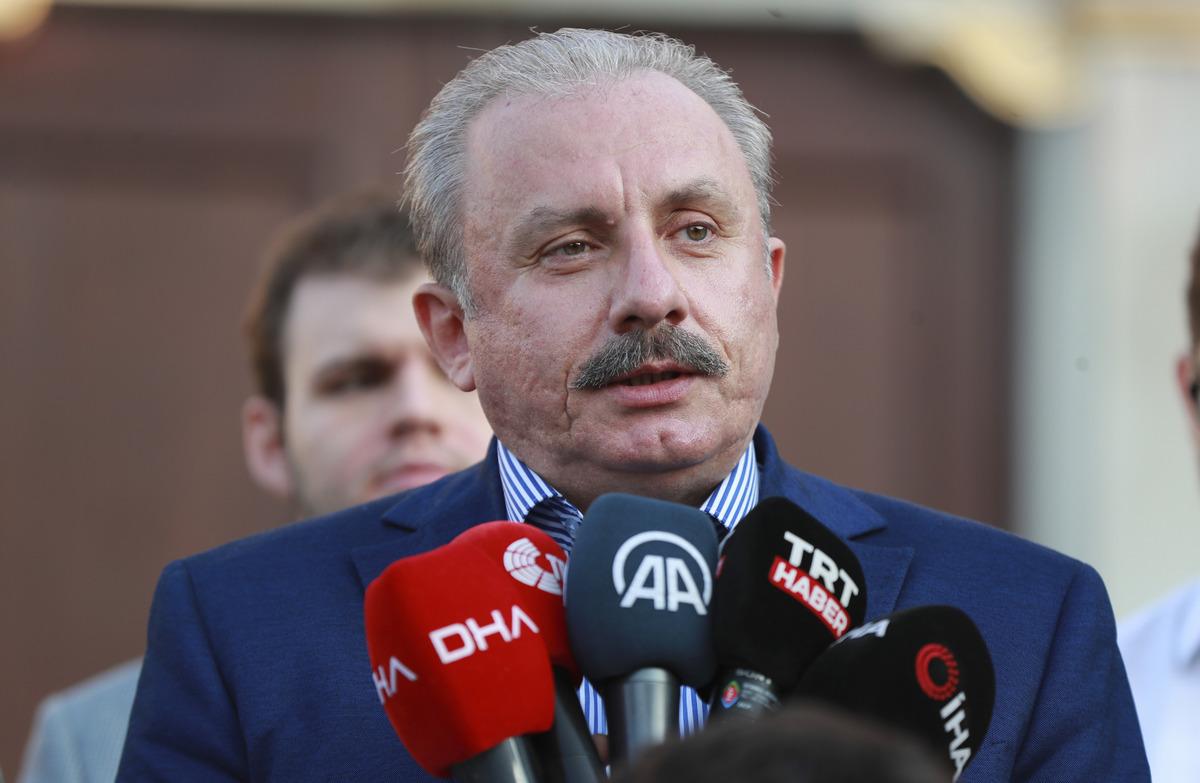 TBMM Başkanı Mustafa Şentop, bayram namazını Ayasofya-i Kebir Camii'nde kıldı