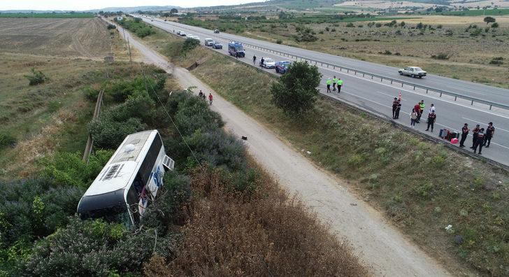 Çanakkale'de yoldan çıkan yolcu otobüsündeki 7 kişi yaralandı G3