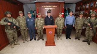 Milli Savunma Bakanı Akar ve komutanlar Dağlıca'da incelemelerde bulundu