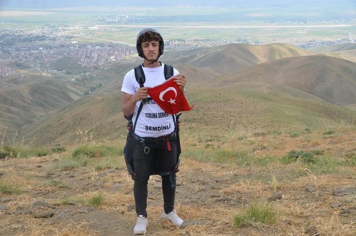Yamaç paraşütü eğitmenleri şehit oğlunun uçma hayalini gerçekleştirdi G4