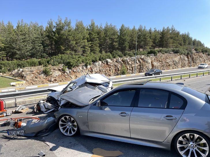 Denizli'de iki otomobilin çarpıştığı kazada 1 kişi öldü, 7 kişi yaralandı G3
