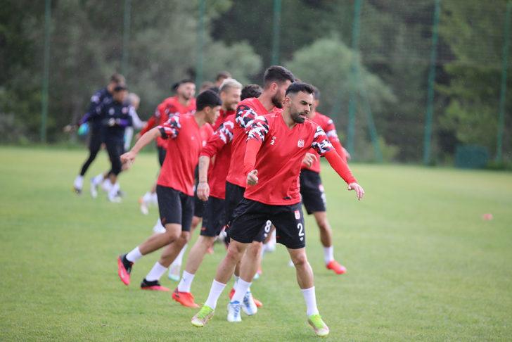 Sivasspor, yeni sezon hazırlıklarını sürdürdü G3
