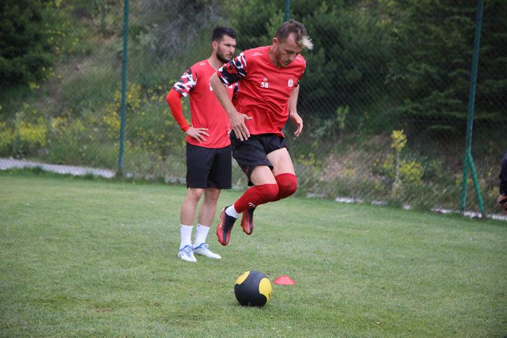 Sivasspor, yeni sezon hazırlıklarını sürdürdü G5
