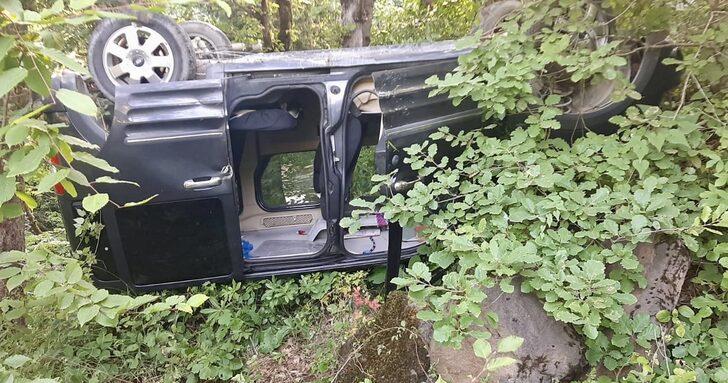 Trabzon'da otomobil uçuruma devrildi, bir kişi yaralandı G1