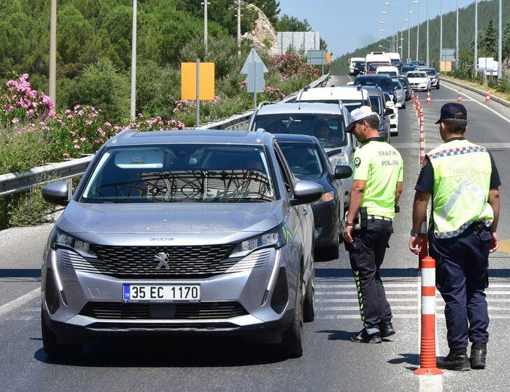 Muğla'da bayram yoğunluğu yaşanan güzergahlarda trafik denetimi artırıldı G2