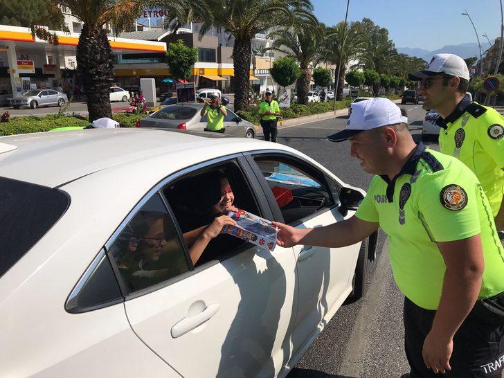 Muğla'da bayram yoğunluğu yaşanan güzergahlarda trafik denetimi artırıldı G5