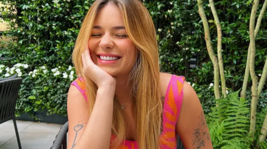 Brezilyalı sosyal medya fenomeni gazını çıkartmaya utanınca hareket edemedi! Tekerlekli sandalyeyle götürdüler