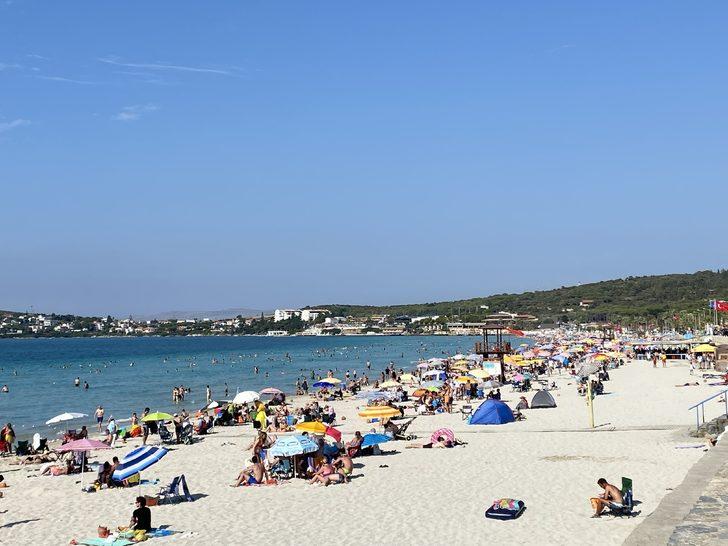 Turizm merkezi Çeşme'de bayram yoğunluğu yaşanıyor G4
