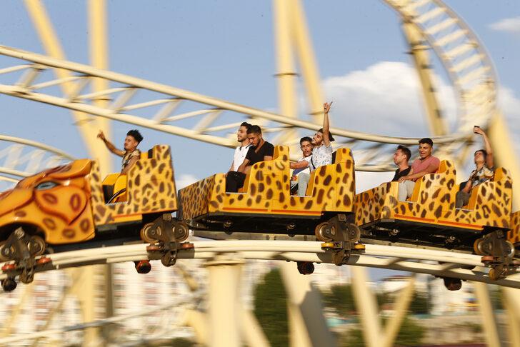 Kayseri'deki Anadolu Harikalar Diyarı'nda bayram yoğunluğu yaşanıyor G4