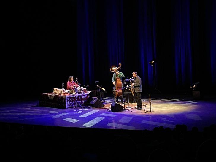 Crosscurrents Trio, CRR'de konser verdi G1