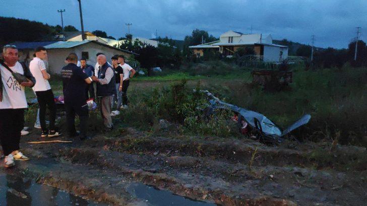 Sakarya'da takla atan otomobildeki anne öldü, ikiz bebekleri ve eşi yaralandı G3