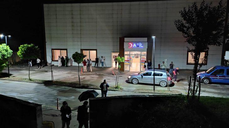 Sakarya'da takla atan otomobildeki anne öldü, ikiz bebekleri ve eşi yaralandı G4