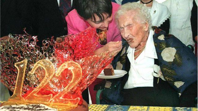 Jeanne Calmet 1977'de 122 yaşında öldü.