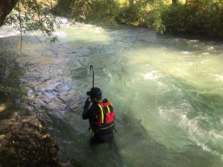 Müküs Çayı'na düşen hemşireyi arama çalışmaları sürüyor G3
